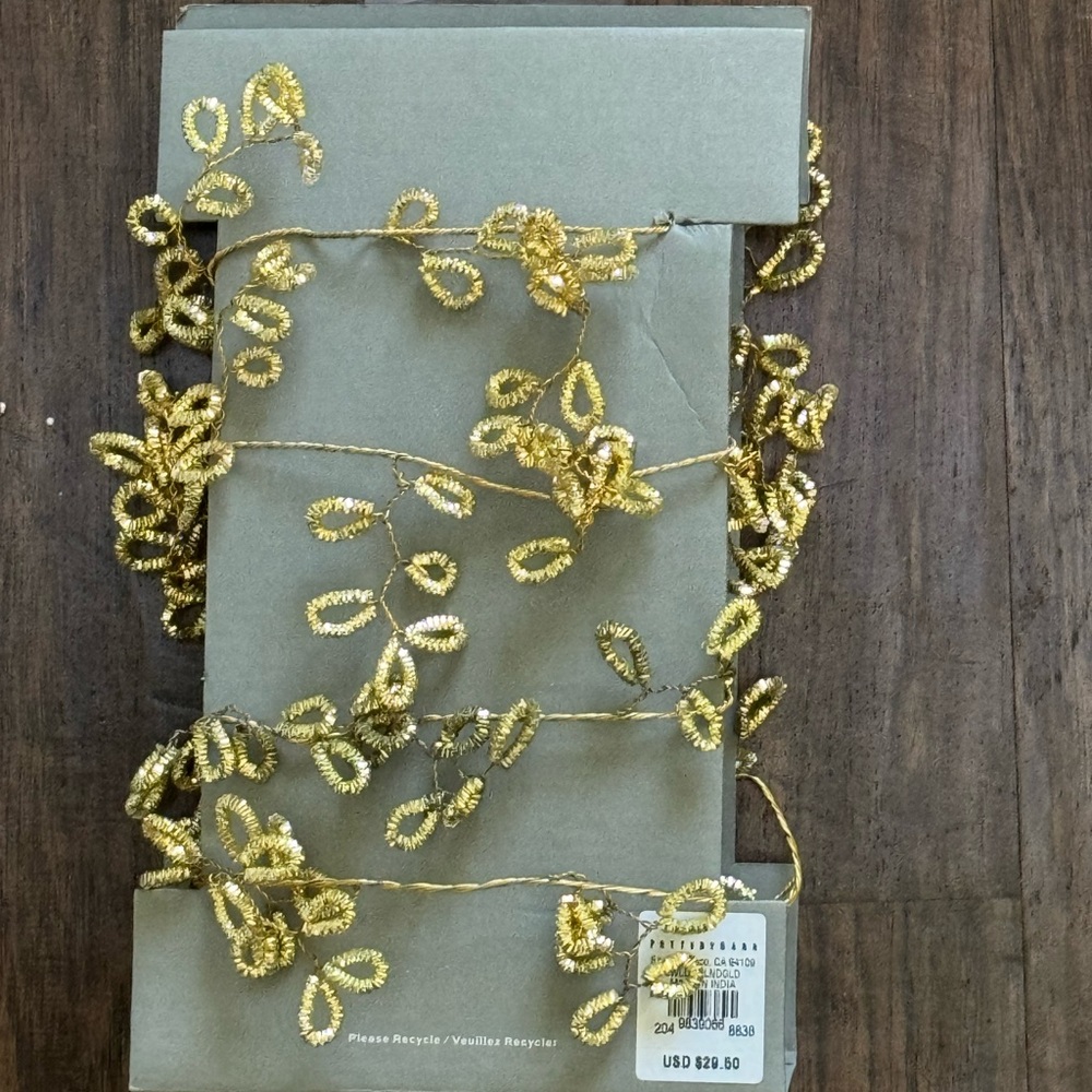 Pottery Barn jeweled garland - Picture 13 of 14